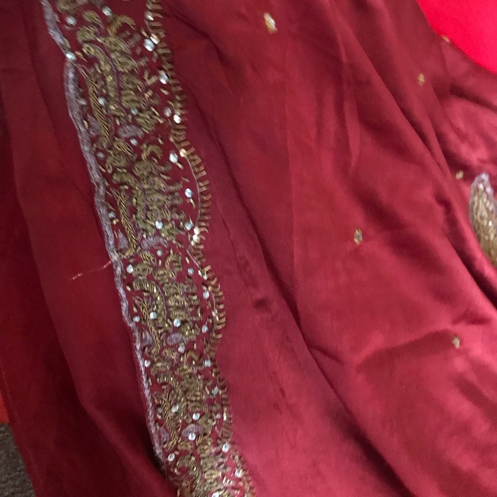 Saris